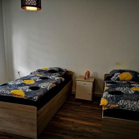 Polat Apartments 3 에센 외부 사진