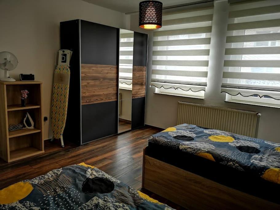 Polat Apartments 3 에센 외부 사진