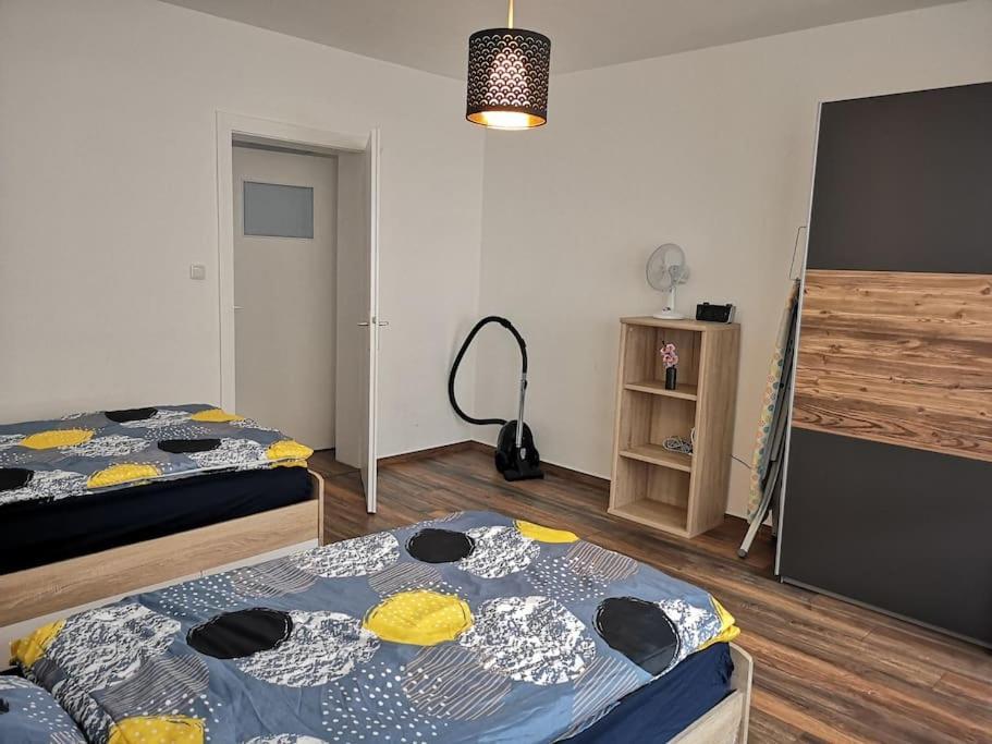 Polat Apartments 3 에센 외부 사진